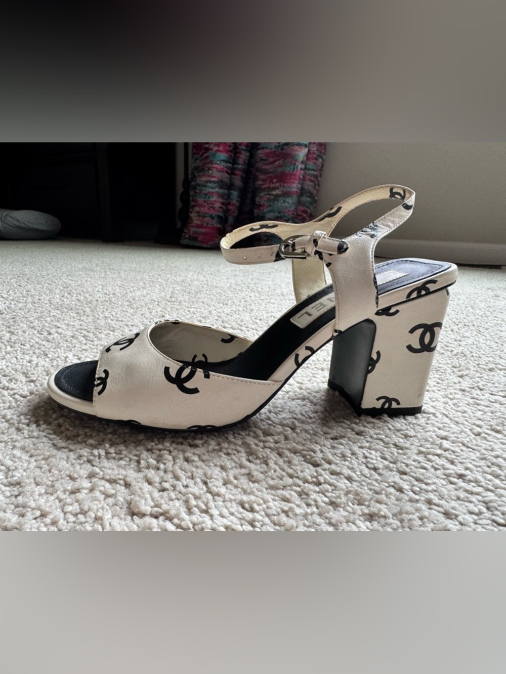CHANEL 22SS Runway Style Printed CC Slingback Heeled Sandals, Size 37 - Picture 3 of 10